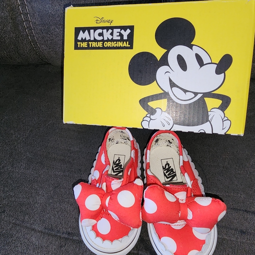 Authentic Minnie Mouse Vand